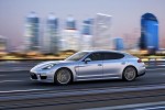 DEBUT IN CHINA: PORSCHE PANAMERA S E-HYBRID.