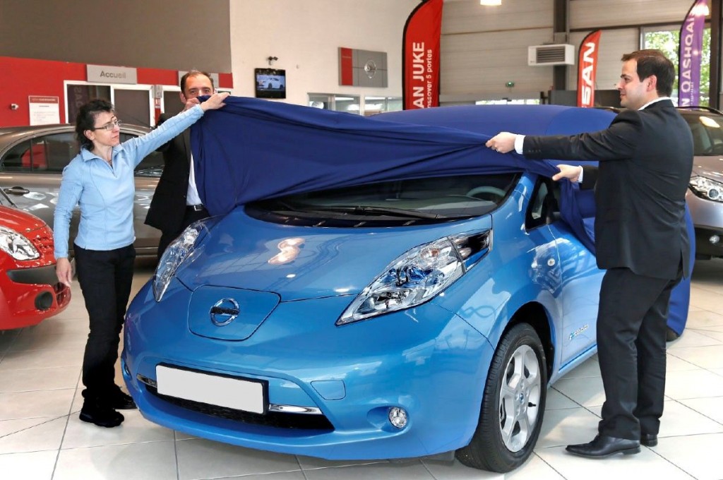 NISSAN LEAF CHARGES THROUGH 10,000 EUROPEAN SALES MILESTONE 10,000TH NISSAN LEAF DELIVERED IN EUROPE PARIS-BASED NURSE, SYLVIE LAILLER WAS THE 10,000TH CUSTOMER.