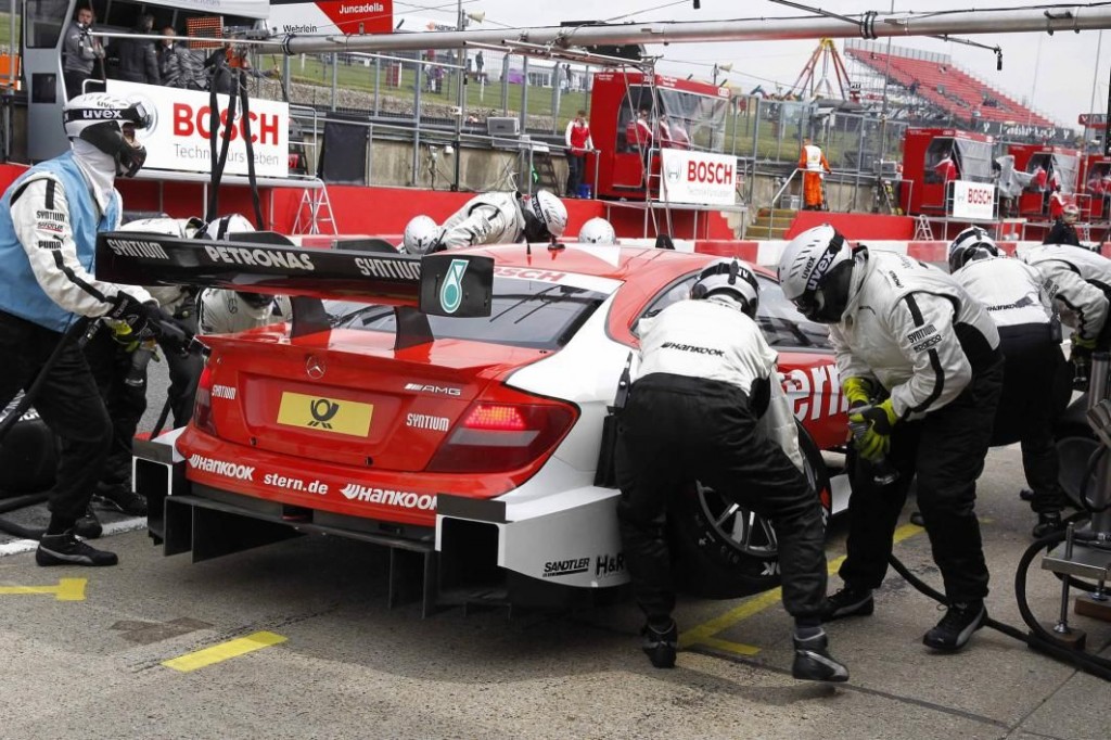 MERCEDES-BENZ ASPIRA A PUNTUAR EN LA PRUEBA DEL DTM EN LAUSITZRING.