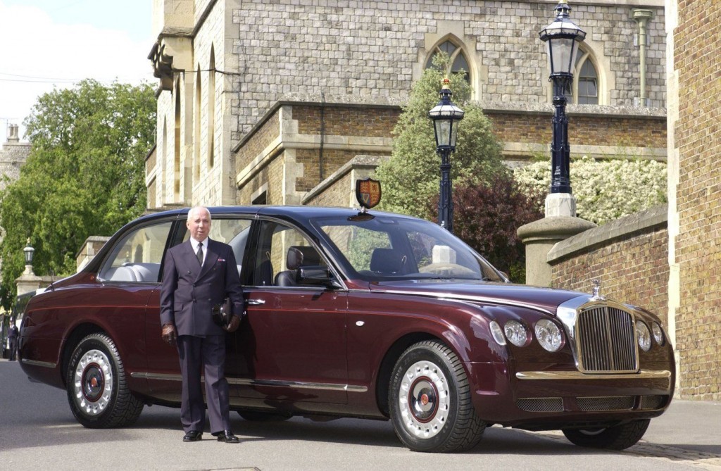 UNIQUE OPPORTUNITY TO VIEW ROYAL BENTLEY IN BUCKINGHAM PALACE GARDENS.