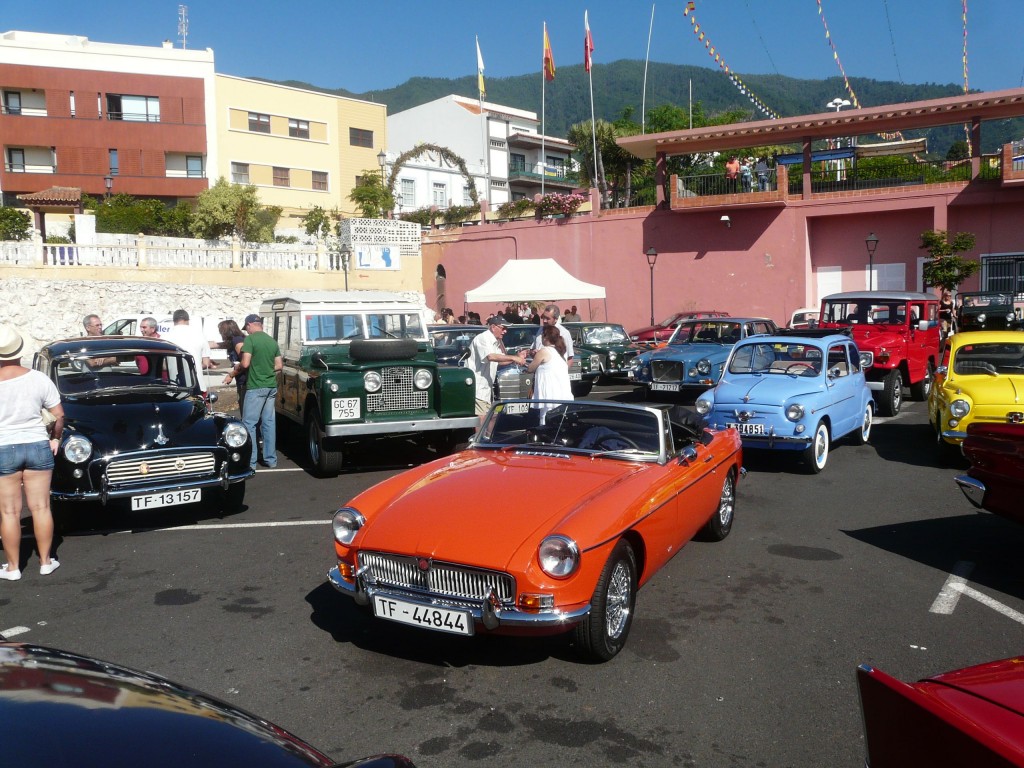 EXCURSIÓN A BARLOVENTO DEL CLUB DE AUTOMÓVILES ANTIGUOS EL PASO.