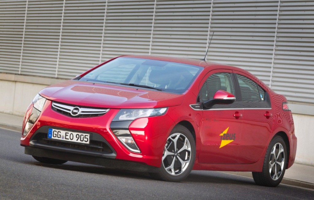 Opel Ampera.