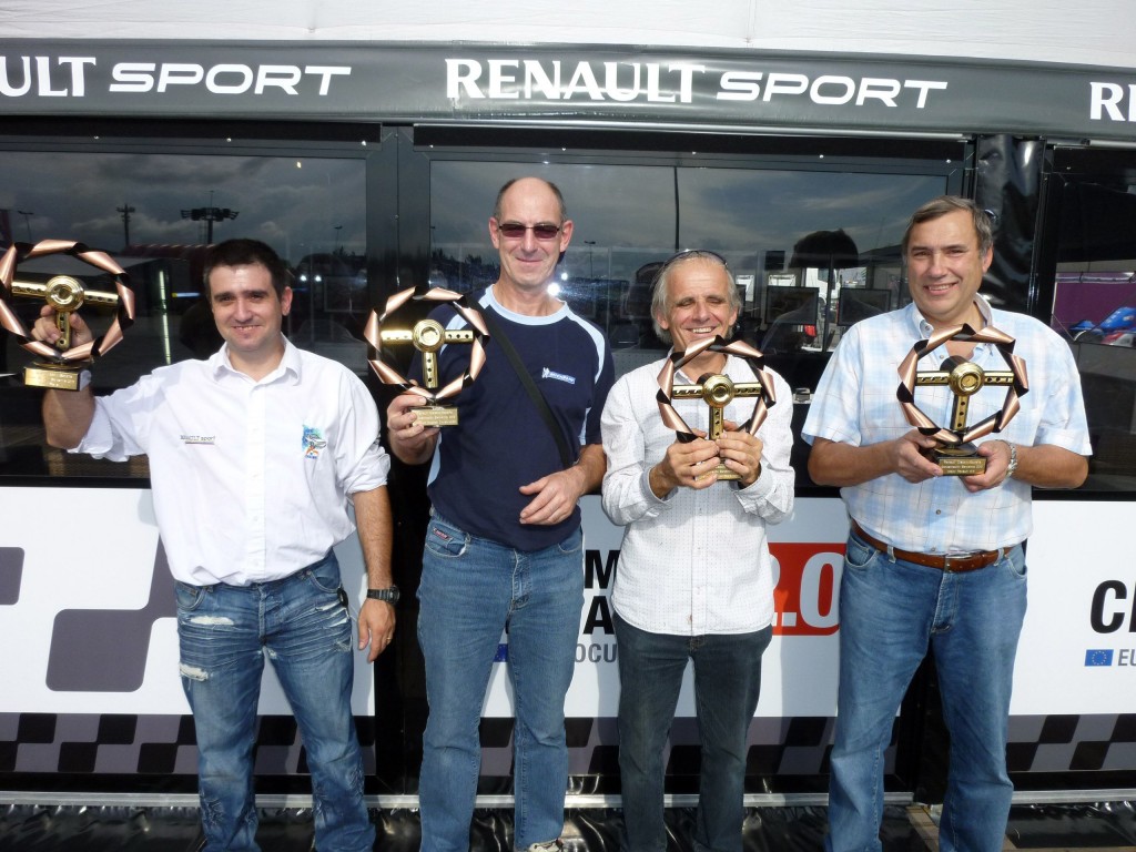 RECORD EN MONTMELÓ DURANTE  LA CONCENTRACIÓN RENAULT CLASSIC ESPAÑA COINCIDENTE CON LAS WORLD SERIES RENAULT.