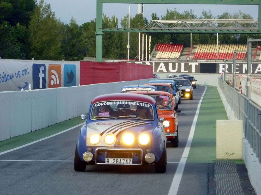 RÉCORD EN MONTMELÓ DURANTE  LA CONCENTRACIÓN RENAULT CLASSIC ESPAÑA COINCIDENTE CON LAS WORLD SERIES RENAULT.