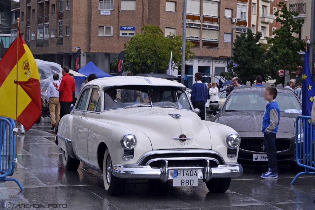 Oldsmobile Futuramic 88 Sedan 1948