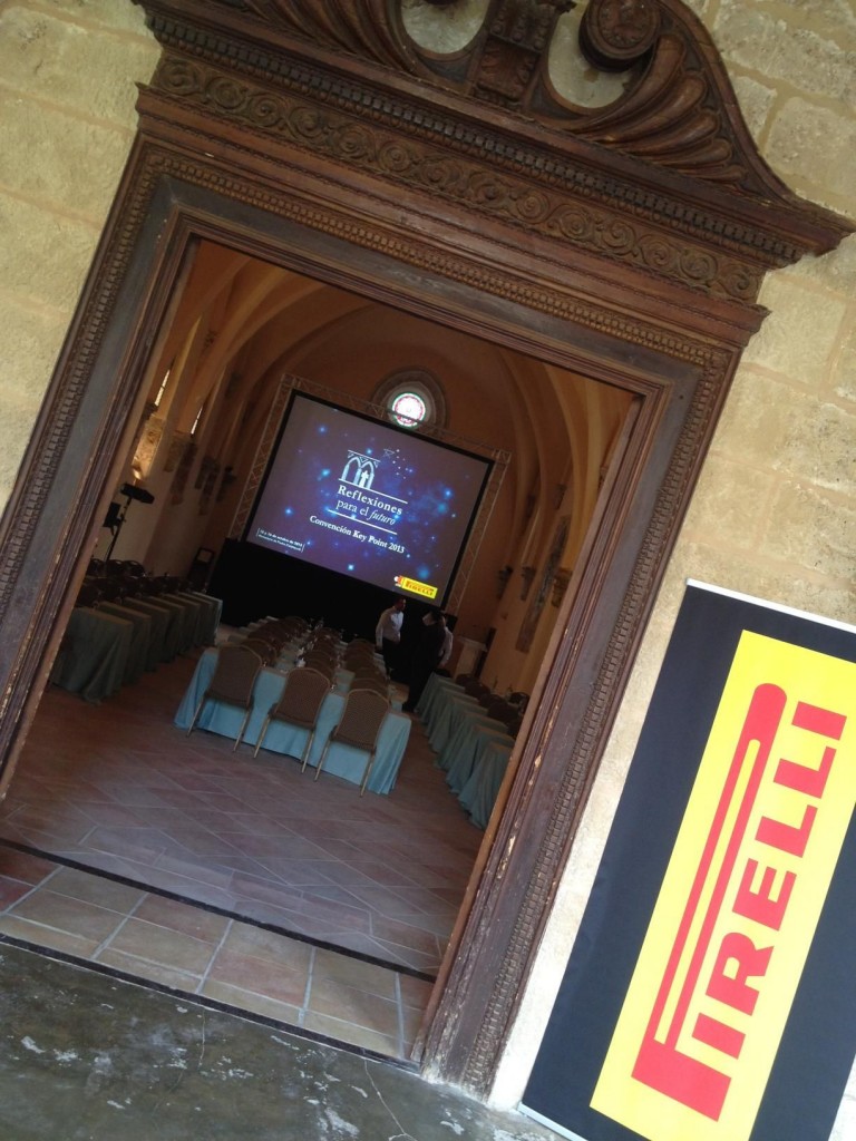 PIRELLI REÚNE A SUS CLIENTES KEY POINT EN LA CONVENCIÓN ANUAL 2013