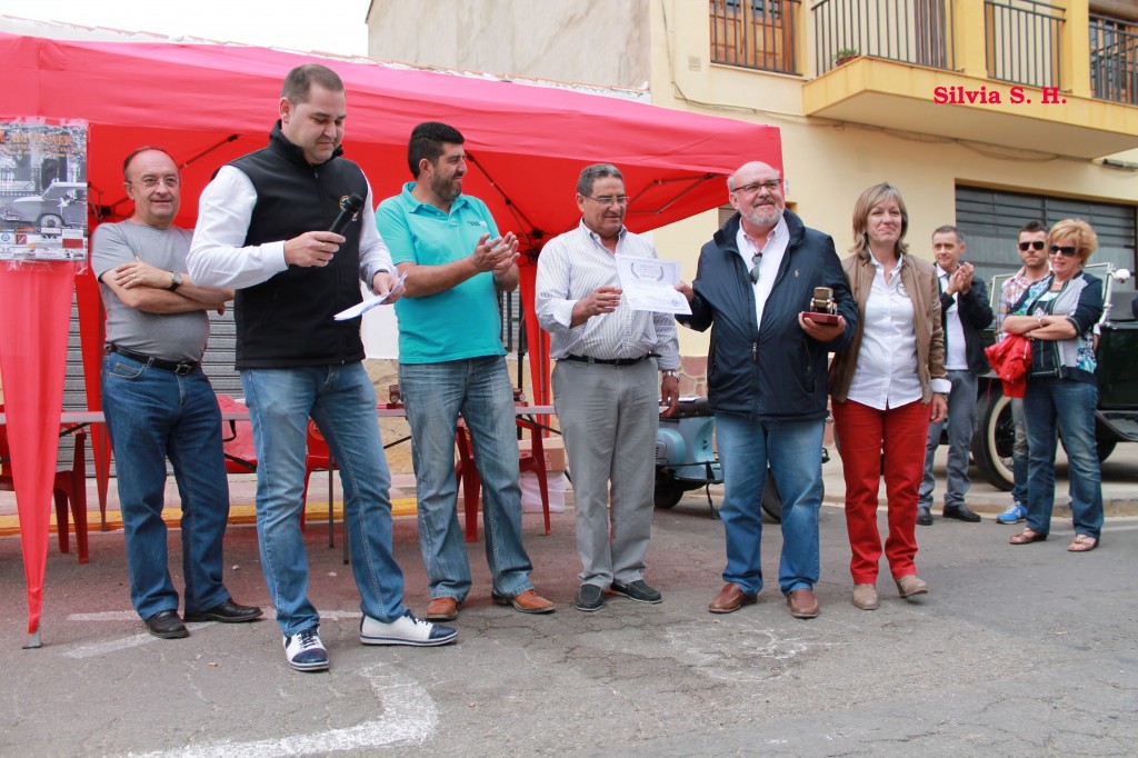 ESCUDERÍA MOTOR CLÁSICO LA PLANA DE UTIEL