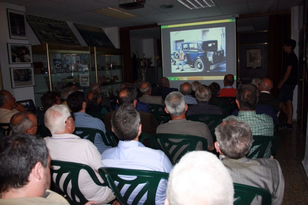 Club de Automóviles Antiguos de Valencia.