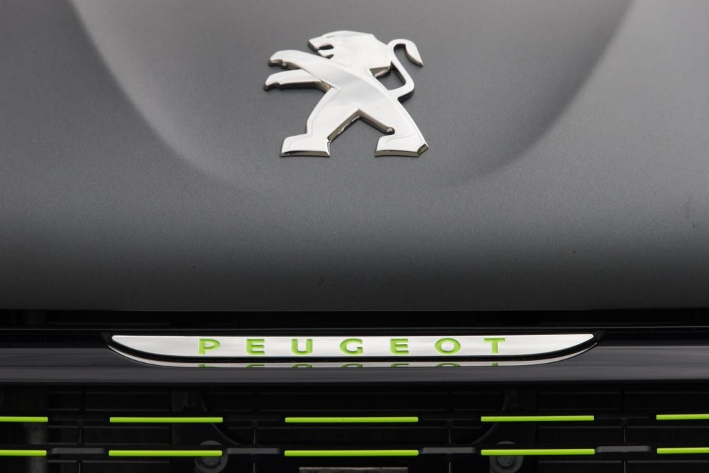 PEUGEOT