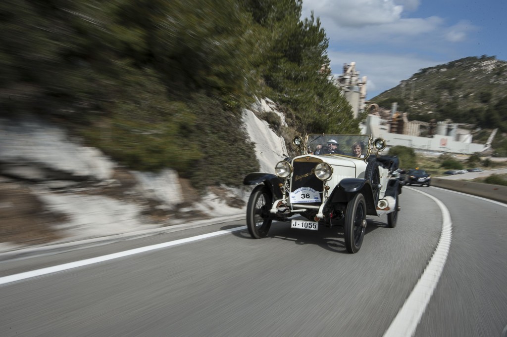 RALLY INTERNACIONAL DE COCHES DE ÉPOCA BARCELONA-SITGES