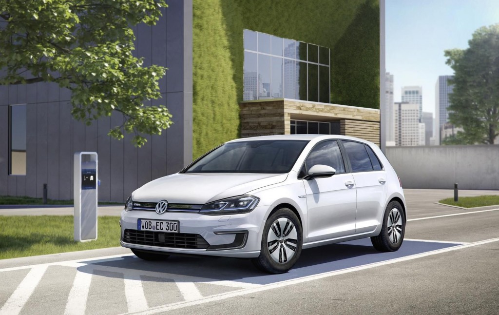 estreno-mundial-del-nuevo-volkswagen-e-golf-con-hasta-300-km-de-autonomia-en-el-salon-del-automovil-de-los-angeles