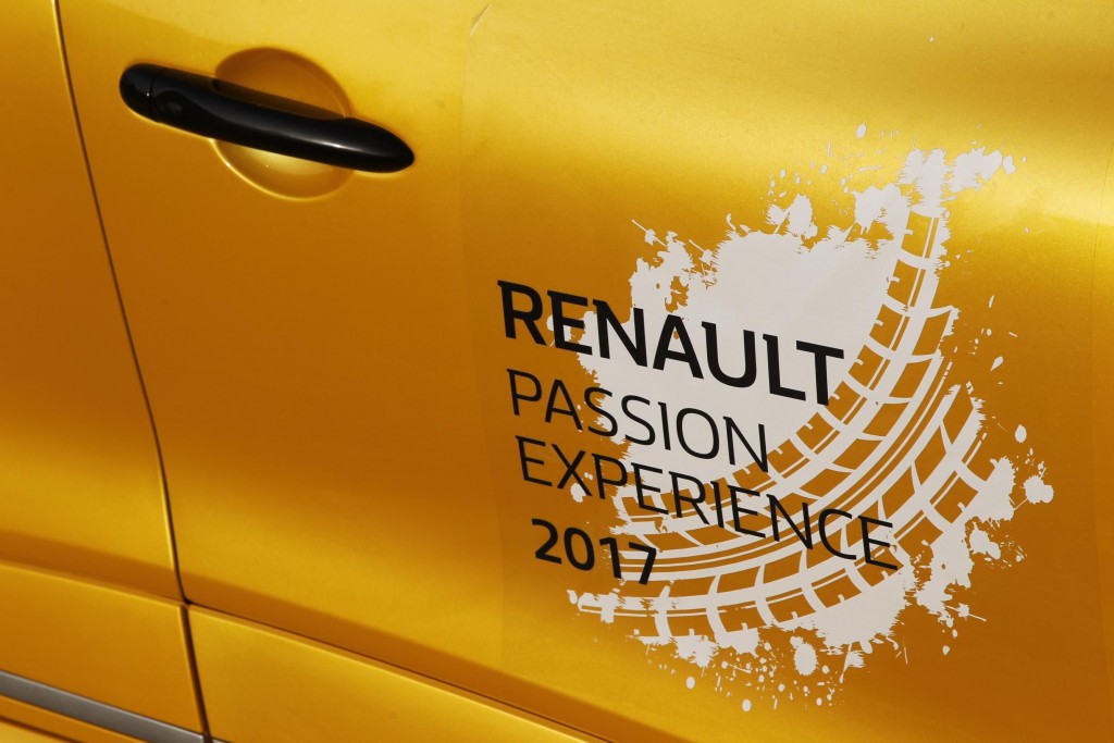 RENAULT