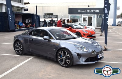 DURANTE LA PRESENTACIÓN LA GAMA ALPINE A110 ESTUVO DISPONIBLE PARA SU PRUEBA