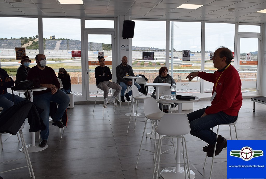 MÁXIMO SANT IMPARTIÓ DOS CONFERENCIAS EN EL RACING LEGENDS