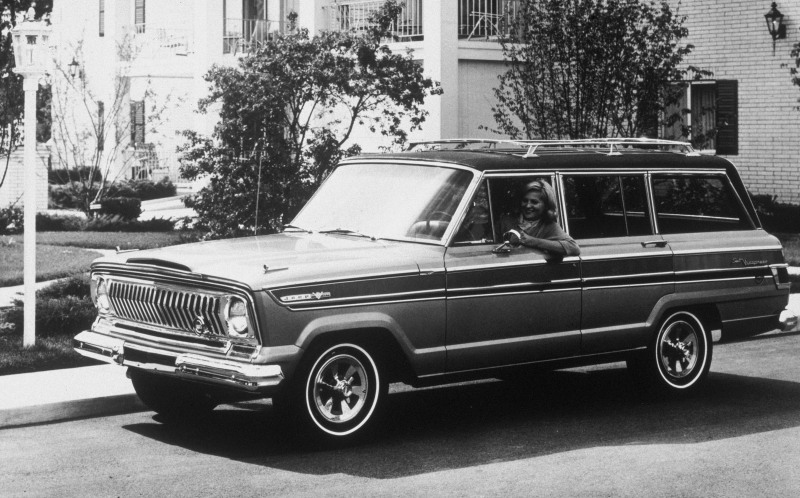 JEEP WAGONEER (1966)