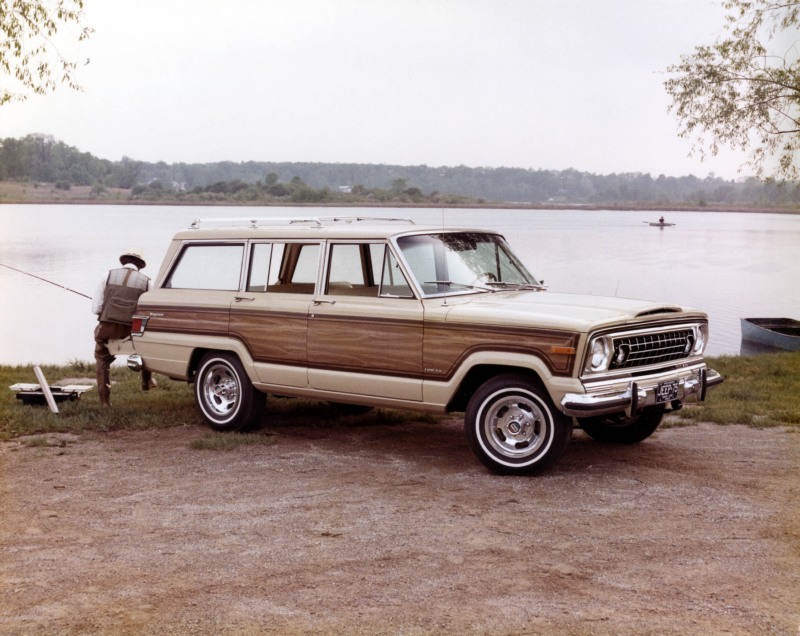 JEEP WAGONEER (1975)