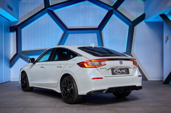 EL HONDA CIVIC E:HEV ESTARÁ DISPONIBLE EN EL MERCADO ESPAÑOL EN OCTUBRE DE 2022