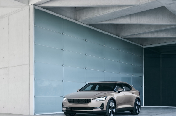 POLESTAR 2