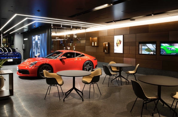 PORSCHE HA ABIERTO RECIENTEMENTE TRES CENTROS PORSCHE STUDIOS EN BRISBANE (AUSTRALIA), TOKIO (JAPÓN) Y BUNDANG (COREA DEL SUR)