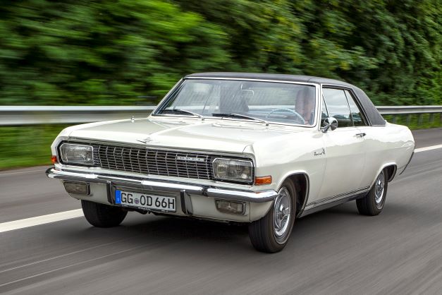 OPEL DIPLOMAT V8 COUPÉ (1966)