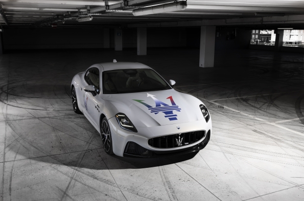 MASERATI GRANTURISMO