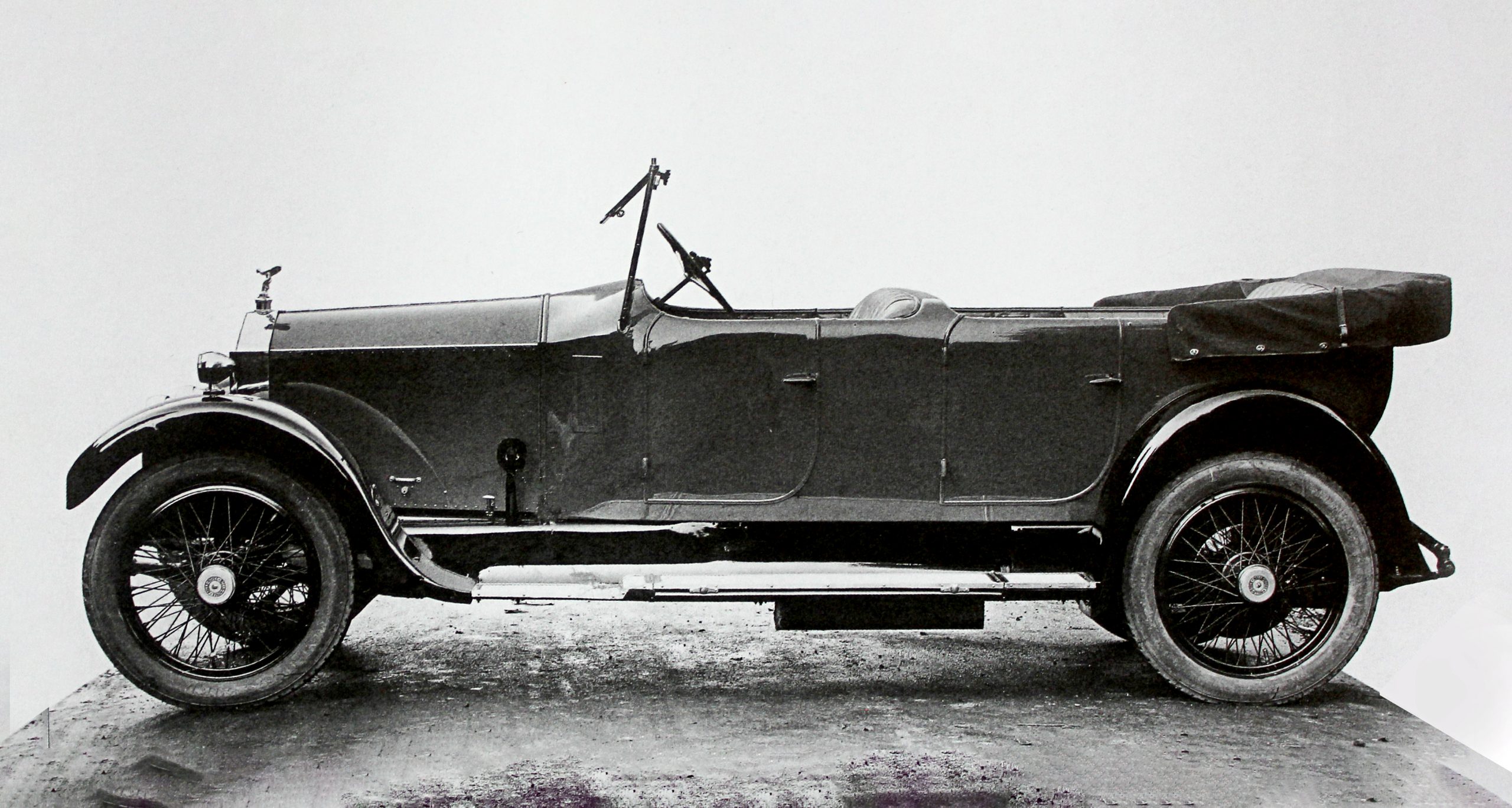 ROLLS-ROYCE 20 H.P. (GRK50)