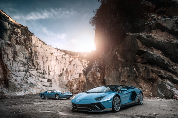 EL AVENTADOR ULTIMAE ROADSTER RINDE HOMENAJE A SU ANTECESOR A TRAVÉS DE UN PROYECTO ESPECIAL LAMBORGHINI AD PERSONAM QUE EVOCA EL MIURA ROADSTER