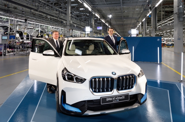 INICIO DE LA PRODUCCIÓN DEL NUEVO BMW iX1 