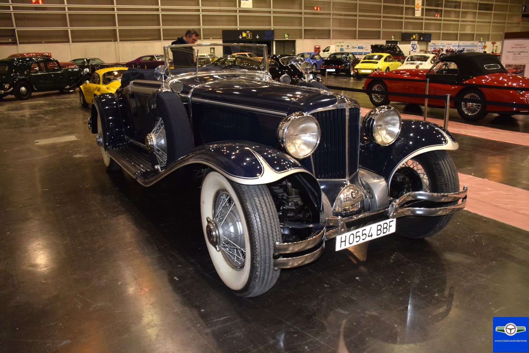 SIN DUDARLO, UNO DE LOS COCHES MÁS INTERESANTES DEL VALÈNCIA MOTOR CLASSIC FUE ESTE CORD L-29