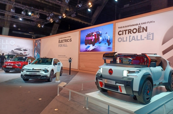 EL SALÓN DEL AUTOMÓVIL DE BRUSELAS SUPONE LA PUESTA DE LARGO DE LA NUEVA IDENTIDAD DE CITROËN