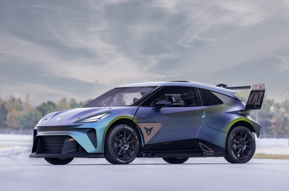 CUPRA URBAN REBEL RACING CONCEPT