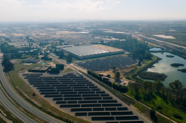 Ford presenta una nueva planta de energía solar en Valencia que le permite seguir avanzando hacia sus ambiciosos objetivos de sostenibilidad