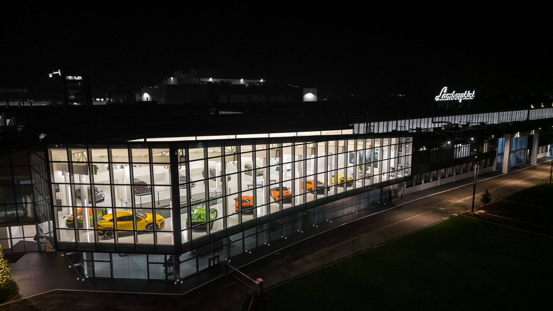 REDESIGN FOR THE MUSEO AUTOMOBILI LAMBORGHINI IN SANT'AGATA BOLOGNESE