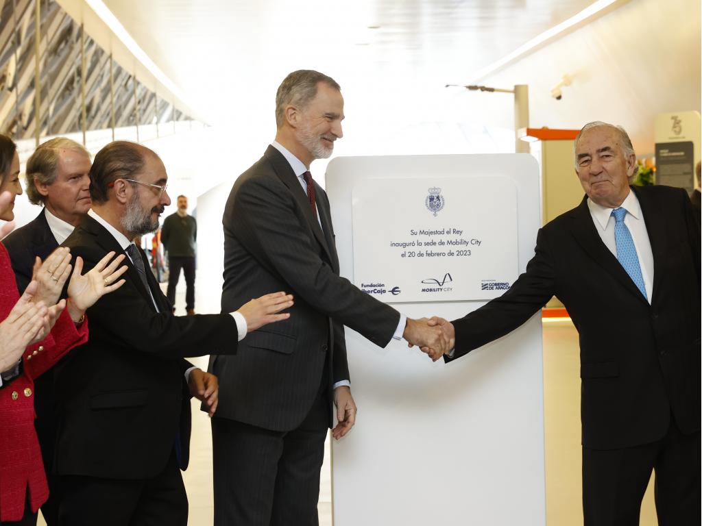 SU MAJESTAD EL REY INAUGURA EN ZARAGOZA MOBILITY CITY