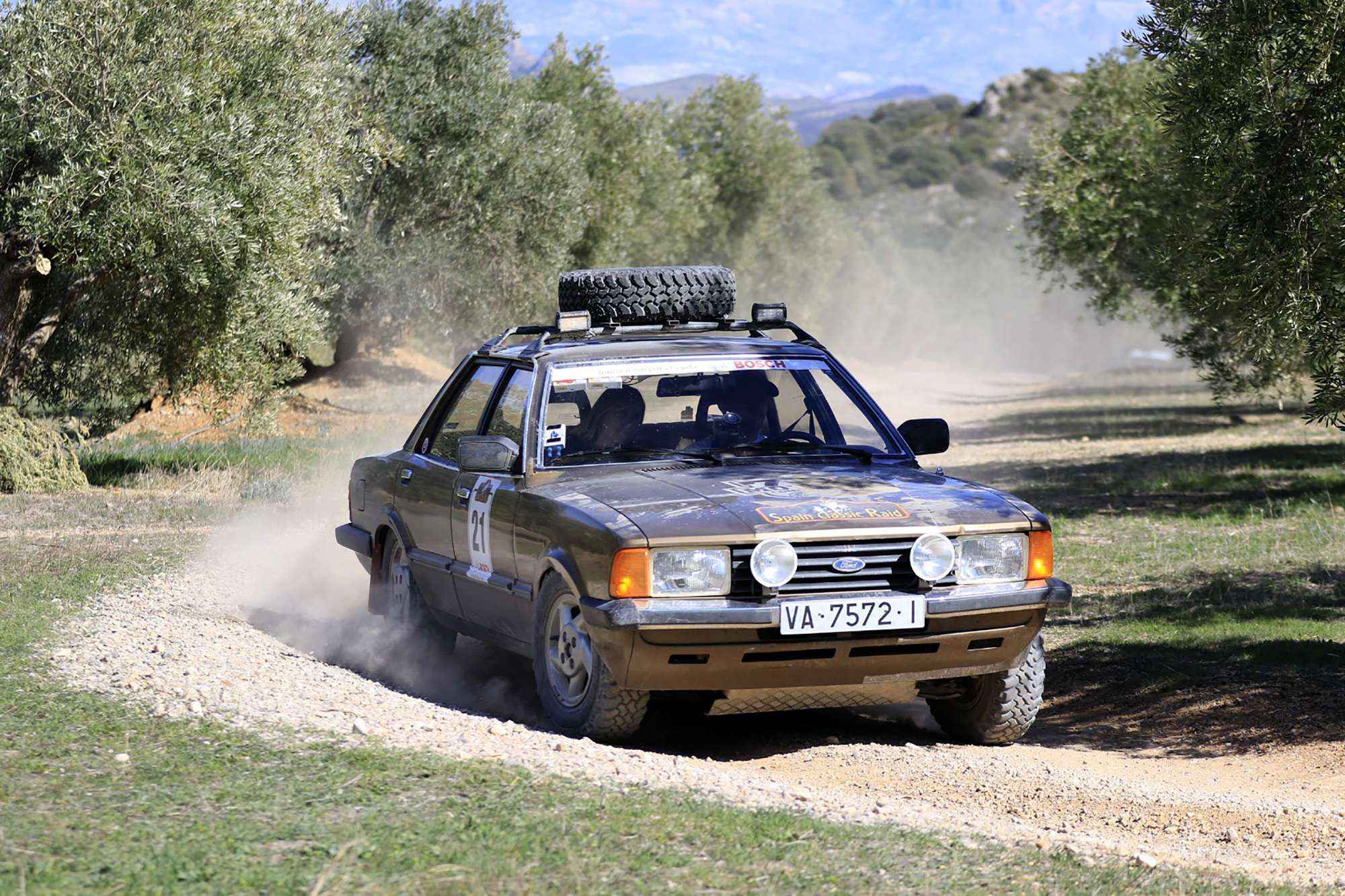 EN LA CATEGORÍA PRE80 LOS VENCEDORES FUERON JOSÉ MANUEL FERNÁNDEZ TOMÉ Y ALBA MANZANEDO RUEDA CON UN FORD TAUNUS