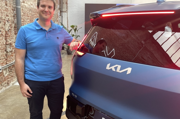 ALBERTO REMACHA ES PRODUCT ASSISTANT MANAGER EN KIA