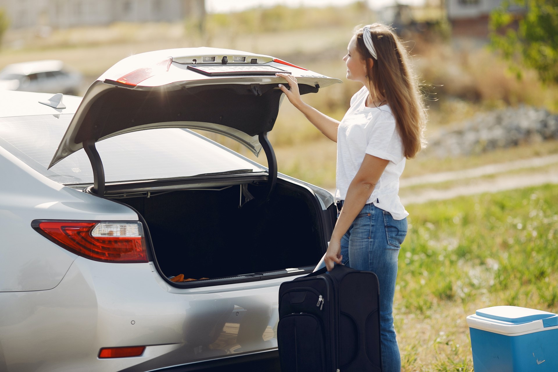 UN COCHE DE ALQUILER PARA CADA DESTINO DE VACACIONES