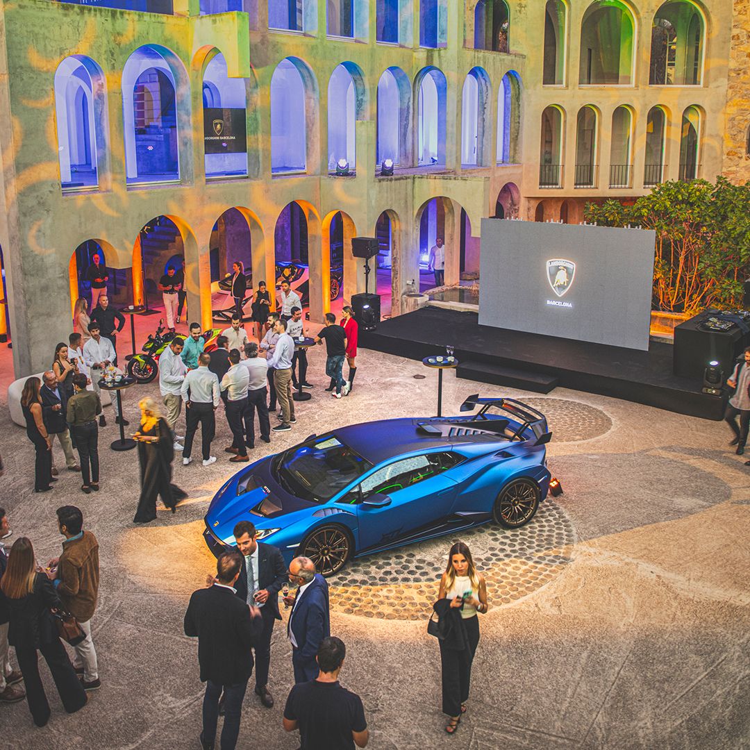 LAMBORGHINI CELEBRA SU 60 ANIVERSARIO CON LAMBORGHINI BARCELONA 