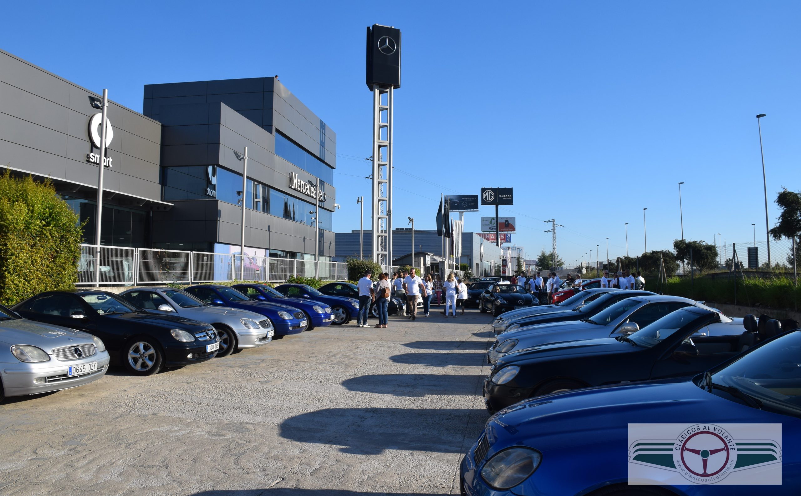 VALDISA, LA CONCESIÓN DE MERCEDES-BENZ EN VALENCIA FUE EL MARCO ESCOGIDO POR EL CLUB SLK VALENCIA PARA REALIZAR SU PRIMERA CONCENTRACIÓN 