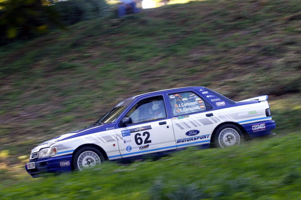 EN LA CITA GALLEGA DEL CERVH LA VICTORIA FUE PARA JAIME Y ENRIQUE CARBONELL, QUE LIDERARON DESDE EL PRINCIPIO CON SU FORD SIERRA