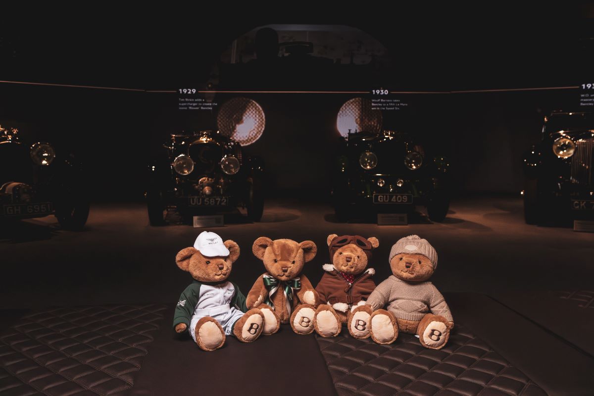 BENTLEY BEARS ARE DRIVING HOME FOR A CUDDLY CHRISTMAS