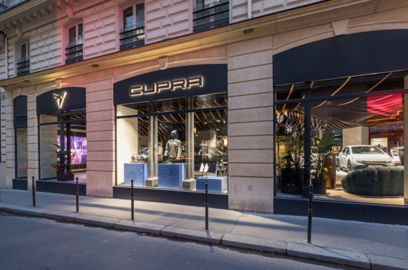 CUPRA ABRE SU PRIMER CUPRA CITY GARAGE EN FRANCIA, EN EL BOULEVARD DE LA MADELEINE DE PARÍS