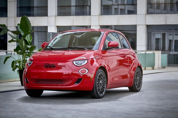 FIAT (500e)RED 2024