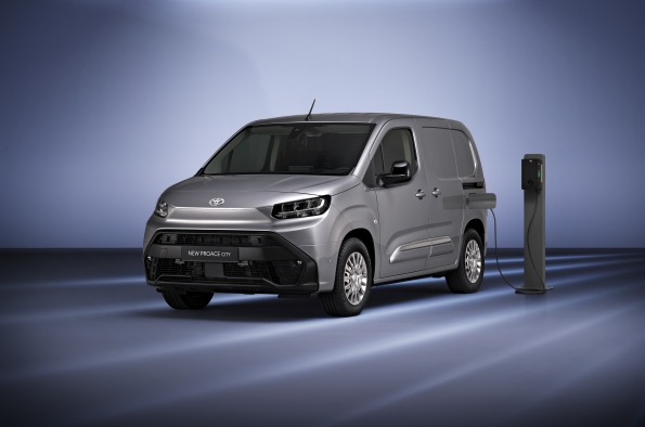 TOYOTA PROACE CITY ELECTRIC