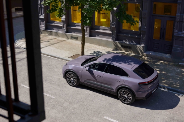 EL NUEVO MACAN TIENE UN ASPECTO DINÁMICO Y CON CARÁCTER