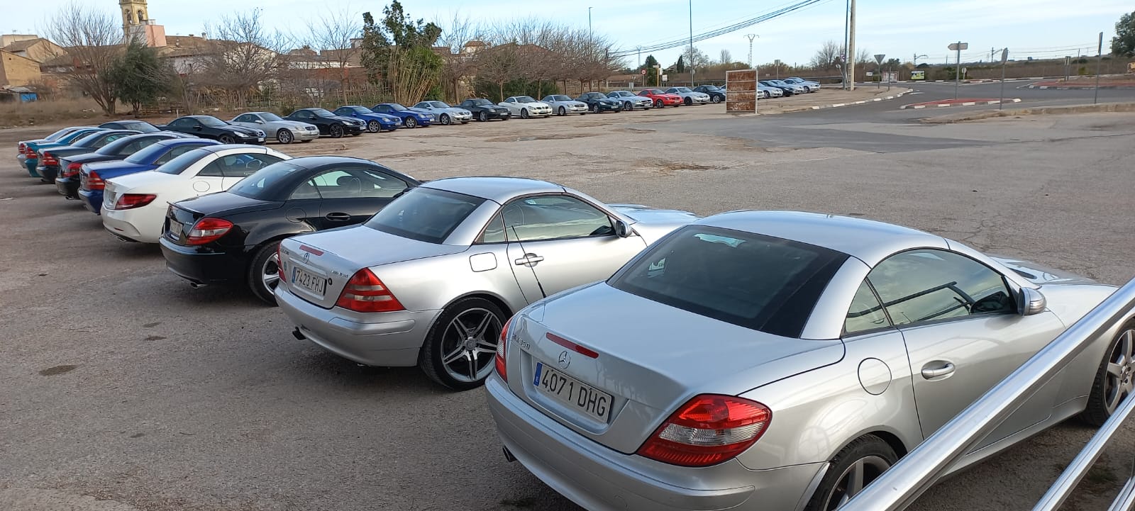 EL CLUB SLK VALENCIA ESTÁ ABIERTO AL ROADSTER SLK DE TODAS LAS SERIES Y VERSIONES