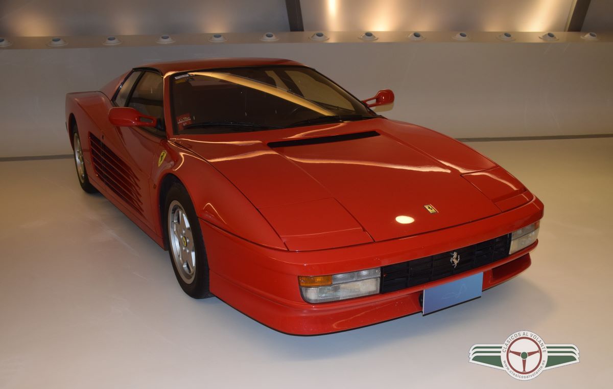 FERRARI TESTAROSSA (1989)