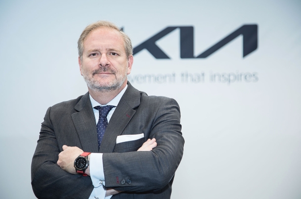 EDUARDO DIVAR, DIRECTOR GENERAL DE KIA IBERIA