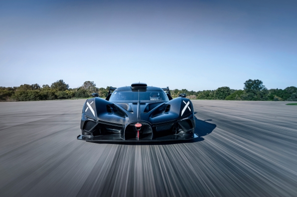 •	BORN FROM BUGATTI’S EXTENSIVE AUTOMOTIVE AND MOTORSPORT LINEAGE, THE TRACK-ONLY HYPER SPORTS CAR EXEMPLIFIES THE SPIRIT OF THE EXTREME AND PUSHES THE LIMITS OF WHAT’S POSSIBLE ON THE RACETRACK