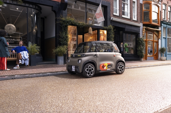 CITROËN AMI CAMBIA DE COLOR Y OFRECE NUEVAS VERSIONES PARA CELEBRAR SU 4º ANIVERSARIO